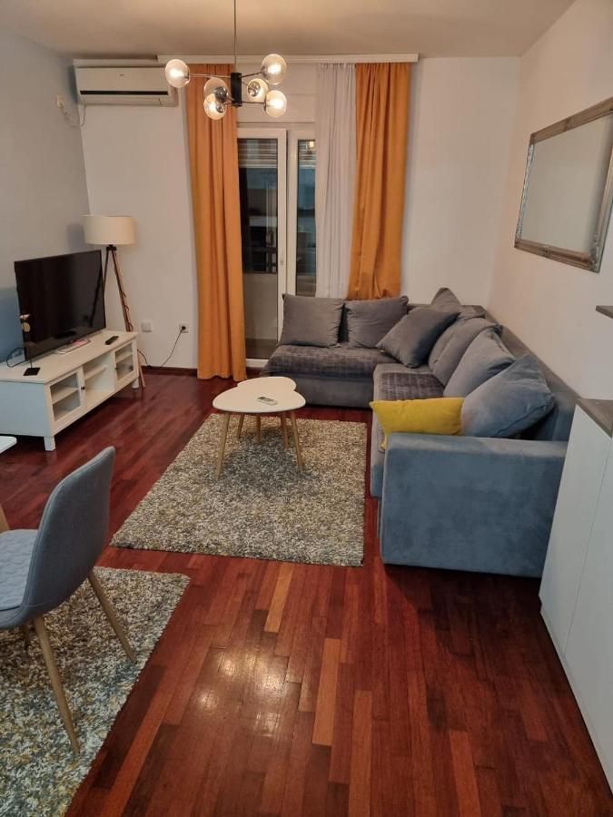 5 Star Apartment ポドゴリツァ エクステリア 写真